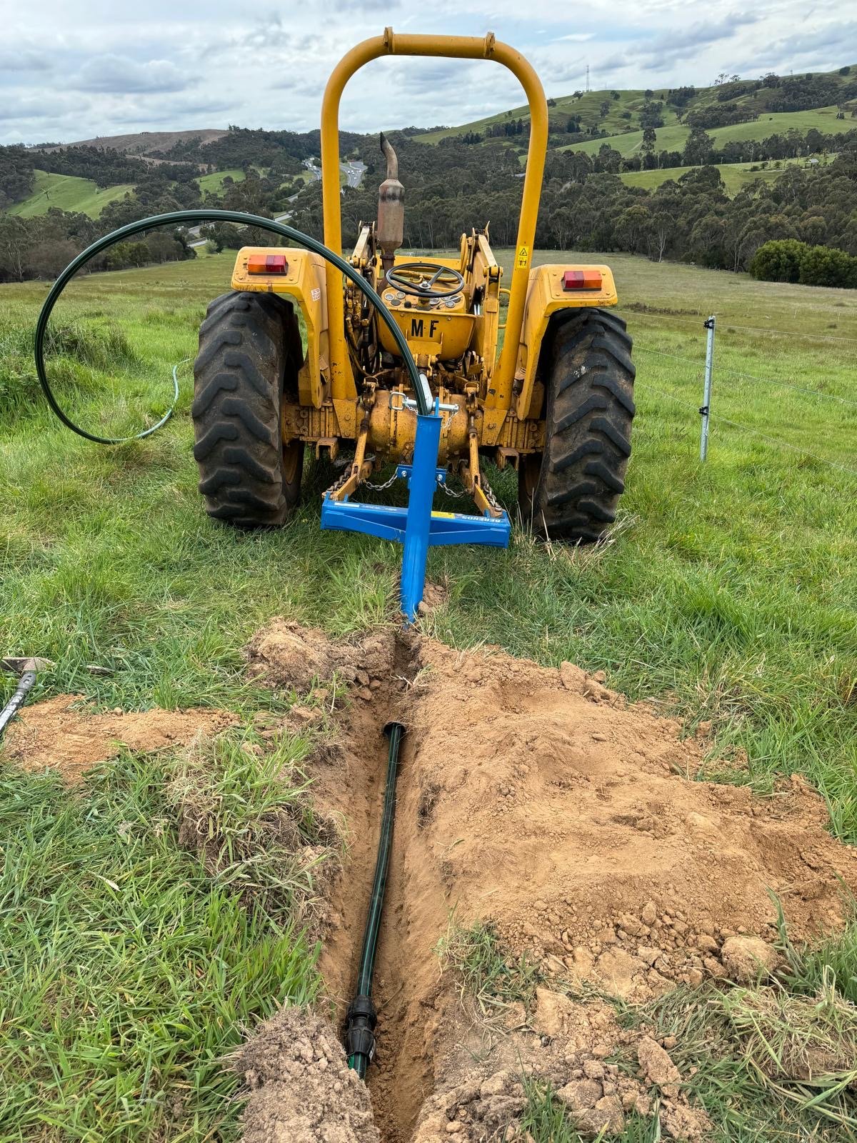 farm life. regenerative farms. r and r. laying pipe. family time. hard work. organic meat australia. organic meat Victoria. organic meat near me. online butcher. regenerative farmed produce. beef online. lamb online. healthy options. how to eat meat.